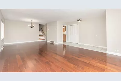 2913 Kensington Avenue, Westchester, IL 60154 - Photo 4