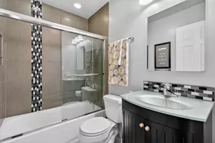 1335 Blair Ln, Hoffman Estates, IL 60169 - Photo 18