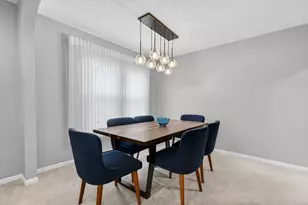 1335 Blair Ln, Hoffman Estates, IL 60169 - Photo 4