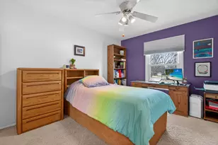 1335 Blair Ln, Hoffman Estates, IL 60169 - Photo 16