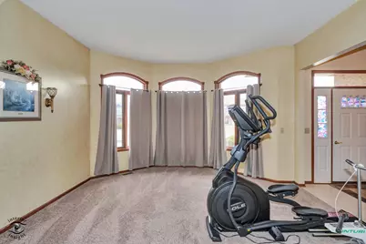 18154 Bettenhausen Drive, Tinley Park, IL 60487 - Photo 10