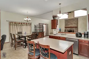 18154 Bettenhausen Dr, Tinley Park, IL 60487 - Photo 8