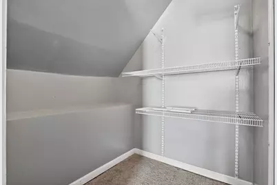 10417 W Palmer Avenue, Melrose Park, IL 60164 - Photo 18