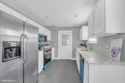 10417 W Palmer Avenue, Melrose Park, IL 60164 - Photo 6