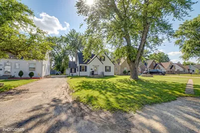 10417 W Palmer Avenue, Melrose Park, IL 60164 - Photo 24