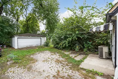 10417 W Palmer Avenue, Melrose Park, IL 60164 - Photo 28