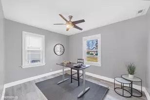 10417 W Palmer Ave, Melrose Park, IL 60164 - Photo 12