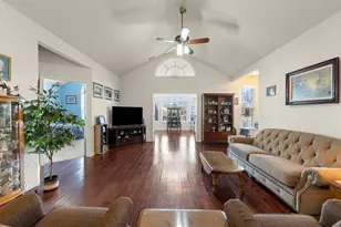 16626 S Fox Run Cir, Plainfield, IL 60586 - Photo 4