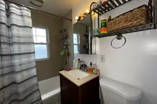 4255 W Nelson St, Chicago, IL 60641 - Photo 4