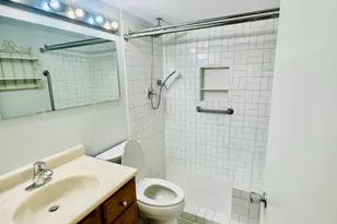 3349 Beacon St, North Chicago, IL 60064 - Photo 14