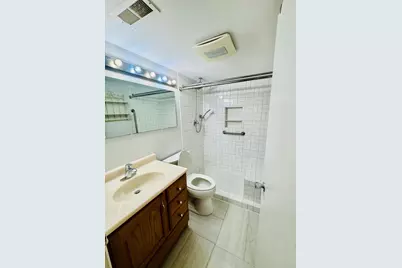 3349 Beacon Street #39, North Chicago, IL 60064 - Photo 12