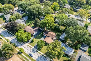 316 Sycamore Dr, Naperville, IL 60540 - Photo 34