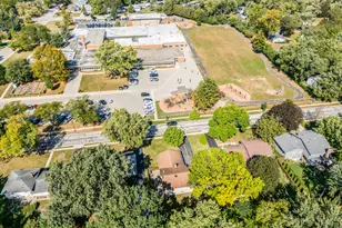 316 Sycamore Dr, Naperville, IL 60540 - Photo 32