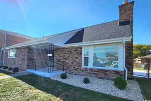 9720 S Princeton St, Chicago, IL 60628 - Photo 1