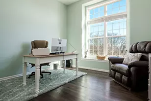 422 Maple Leaf Ln, Poplar Grove, IL 61065 - Photo 6