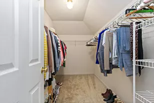 1200 Deep Woods Dr, Elgin, IL 60120 - Photo 24