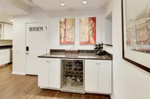 2647 N Southport Ave, Chicago, IL 60614 - Photo 8