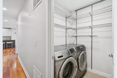 737 W Washington Boulevard #710, Chicago, IL 60661 - Photo 8