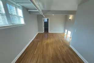 2147 W Lunt Ave, Chicago, IL 60645 - Photo 6