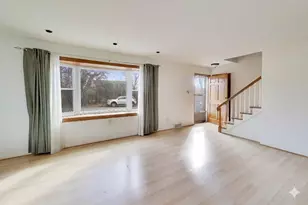 23576 N Melody Ln, Lake Zurich, IL 60047 - Photo 2