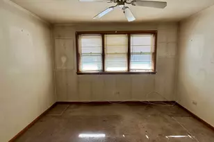 2000 Parkside Dr, Park Ridge, IL 60068 - Photo 6