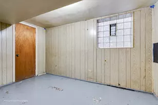 8441 S Aberdeen St, Chicago, IL 60620 - Photo 24