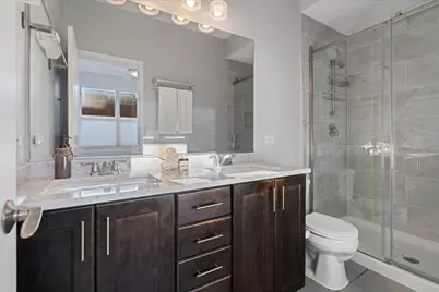 4647 S Lake Park Avenue #D, Chicago, IL 60653 - Photo 8