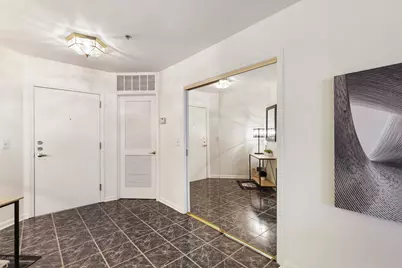 3100 Lexington Lane #312, Glenview, IL 60026 - Photo 4