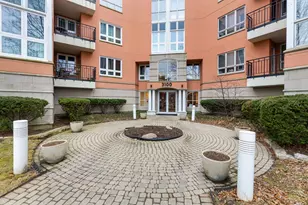 3100 Lexington Ln, Glenview, IL 60026 - Photo 2