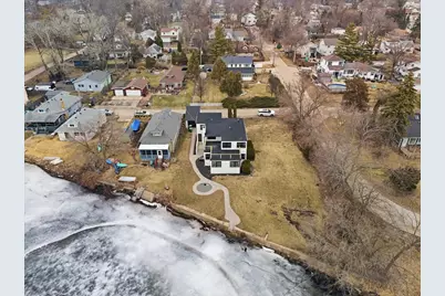 297 E Lakeview Avenue, Round Lake Beach, IL 60073 - Photo 54