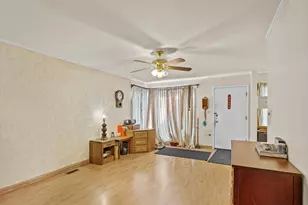 354 Westgate Dr, Park Forest, IL 60466 - Photo 6