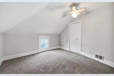 720 S McKinley Avenue, Freeport, IL 61032 - Photo 28