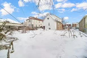 8626 S Kingston Ave, Chicago, IL 60617 - Photo 4