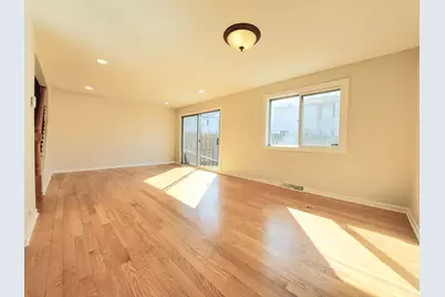 221 Monroe Road, Bolingbrook, IL 60440 - Photo 4