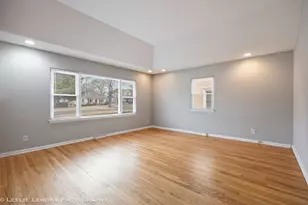 820 N Loomis St, Naperville, IL 60563 - Photo 2