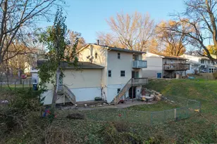 337 5th St Ct, Silvis, IL 61282 - Photo 10