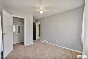 337 5th St Ct, Silvis, IL 61282 - Photo 32