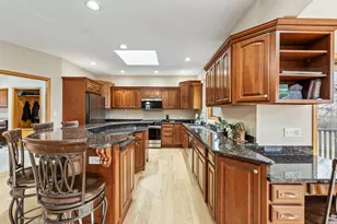 9N954 Heatherington Pl, Elgin, IL 60124 - Photo 18