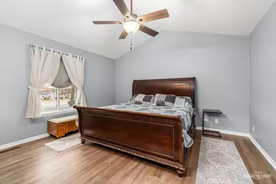 129 Seton Creek Drive, Oswego, IL 60543 - Photo 12