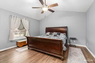 129 Seton Creek Dr, Oswego, IL 60543 - Photo 12