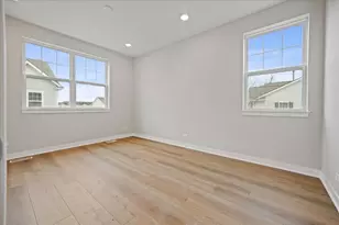 180 Eli Ct, Des Plaines, IL 60016 - Photo 24