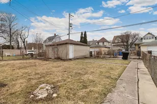 912 N Latrobe Ave, Chicago, IL 60651 - Photo 4