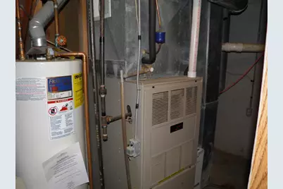 2264 Ridgeview Drive, Muscatine, IA 52761 - Photo 26