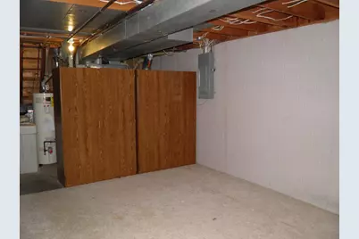 2264 Ridgeview Drive, Muscatine, IA 52761 - Photo 24