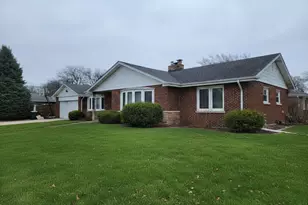 8845 Mango Ave, Morton Grove, IL 60053 - Photo 2