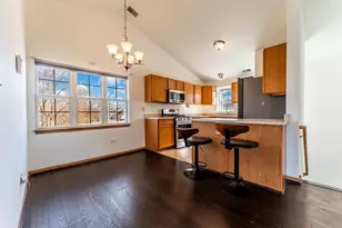 2503 Sheehan Dr, Naperville, IL 60564 - Photo 8