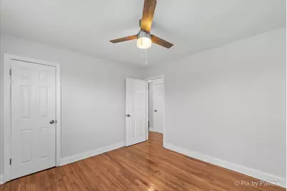 2735 W Berwyn Avenue #3, Chicago, IL 60625 - Photo 14