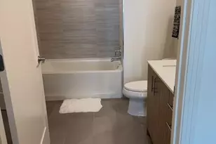 350 N Canal St, Chicago, IL 60606 - Photo 8