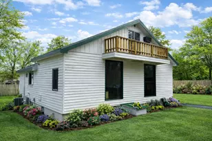 26915 N Poplar St, Wauconda, IL 60084 - Photo 2