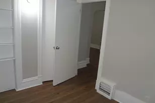 835 Oak St, Elgin, IL 60123 - Photo 14